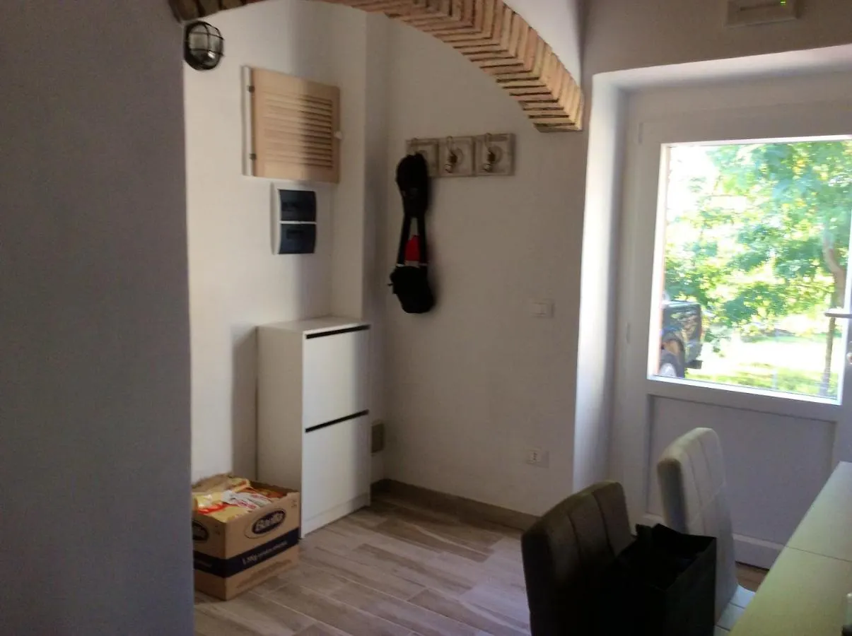 House With 2 Bedrooms In Sassofortino With Enclosed Garden 25 Km From The Beach Roccastrada