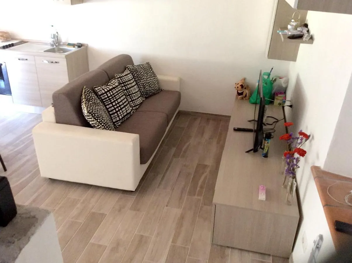 펜션 House With 2 Bedrooms In Sassofortino With Enclosed Garden 25 Km From The Beach 로까스트라다